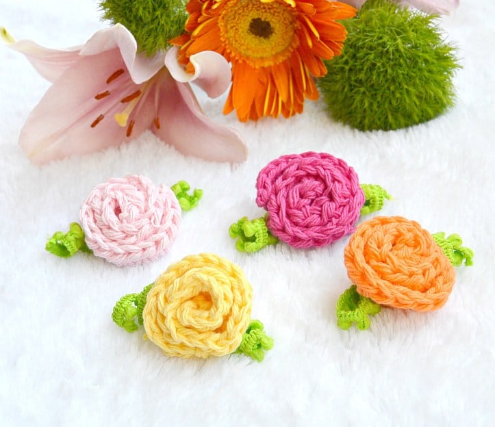 mini flores de croche
