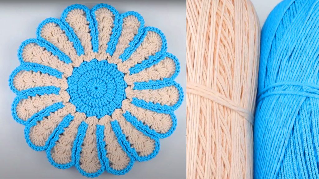 toalhinha decorativa de crochê no modelo pétalas de flores